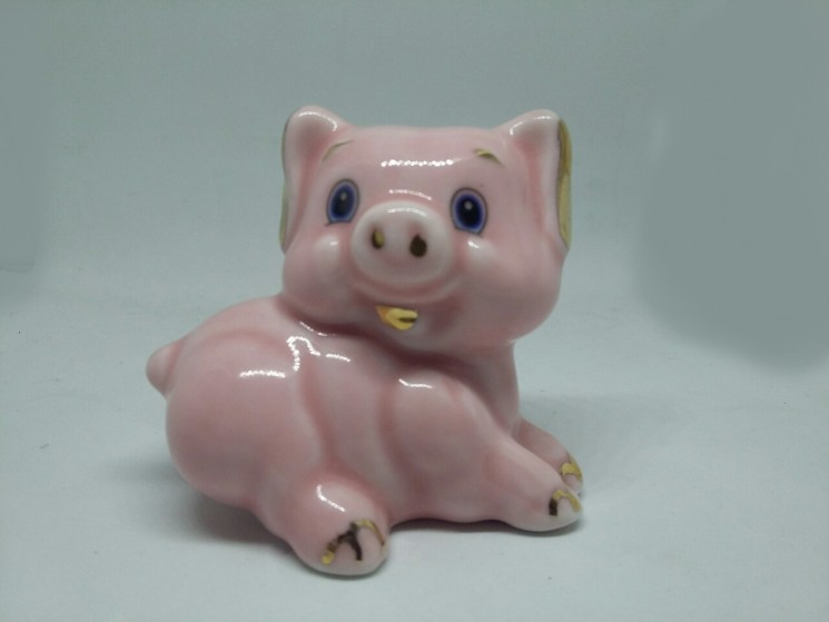 Свинка (фарфор) символ года 2019  6,5см
