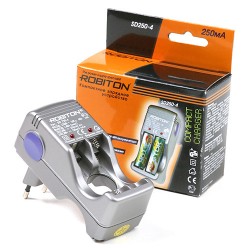 Зарядное устройство для аккумуляторов AA/AAA ROBITON SD250-4